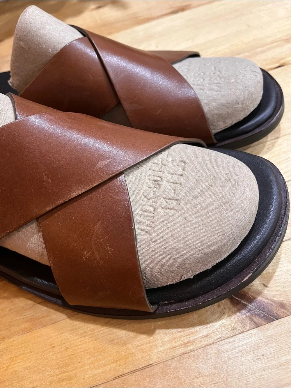 Cole Haan Nantucket Cross Strap Leather Sandals. Classic dress w athletic soles.